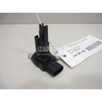 Расходомер воздуха (массметр) Toyota CT 200H (2011 - ) 222040V020