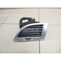 Дефлектор воздушный Renault Megane III (2009 - 2016) 687600979R