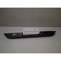 Накладка блока управления стеклоподъемниками Nissan X-Trail (T30) (2001 - 2006) 829488H305