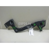Направляющая заднего бампера правая Ford Focus III (2011 - 2019) 1729766