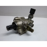 Насос (ТНВД) бензиновый VAG Golf V (2003 - 2009) 06F127025B
