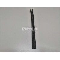 Уплотнитель стекла двери Suzuki SX4 2013 8367661M00