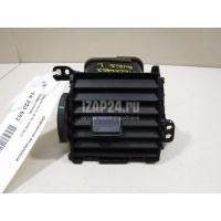 Дефлектор воздушный Toyota Auris (E15) (2006 - 2012) 5566012360B0