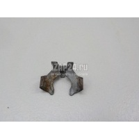 Крепеж форсунки Renault Clio II/Symbol (1998 - 2008) 7700106588