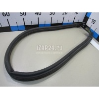 Уплотнитель капота Renault Duster (2012 - ) 668300019R