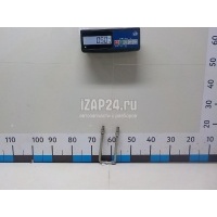 Стремянка задней рессоры Toyota Hilux (2015 - ) 90117T0006