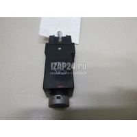 Кнопка кондиционера Mazda BT-50 (2006 - 2012) UR5661530A