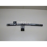 Направляющая стекла двери Land Rover Discovery III (2004 - 2009) LR024085