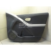 Обшивка двери передней правой Toyota Yaris (2005 - 2011) 676100D480C0