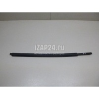 Накладка стекла заднего правого Suzuki Swift (2011 - 2017) 8383168L00