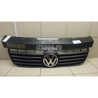 Решетка радиатора VAG Transporter T5 (2003 - 2015) 7H0853653