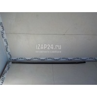 Накладка стекла переднего правого VAG Touran (2003 - 2010) 1T0837478C9B9