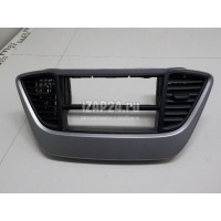 Накладка декоративная Hyundai-Kia Solaris (2017 - ) 84740H5000XDR