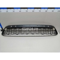Решетка в бампер центральная Toyota NX 200/300H 2014 5211278030