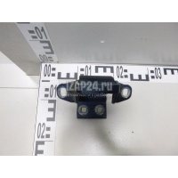 Петля двери багажника нижняя Chrysler Cherokee (KJ) (2002 - 2006) 52850559AB