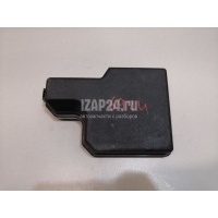 Крышка блока предохранителей Toyota Sienna III (2010 - ) 8267208100