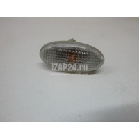 Повторитель на крыло белый Mazda Mazda 2 (DE) (2007 - 2014) GJ6A51120C