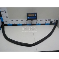 Уплотнитель капота Land Rover Range Rover IV 2013 LR034449
