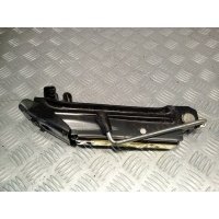 Домкрат Volkswagen Golf 5 (2003-2008) 2004 1K0011031C