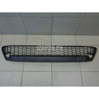 Решетка в бампер центральная Toyota NX 200/300H 2014 5211278030