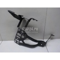 Рамка фары левой BMW 5-серия E60/E61 (2003 - 2009) 51647033731