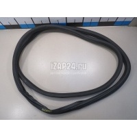 Уплотнитель двери VAG Touareg (2010 - 2018) 7P0867367E