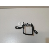 Кронштейн (сопут. товар) Toyota Land Cruiser (200) (2008 - ) 7260760110