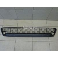 Решетка в бампер центральная Toyota NX 200/300H 2014 5211278030
