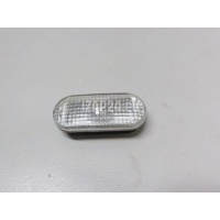 Повторитель на крыло белый Chery Amulet (A15) (2006 - 2012) A113731010AB