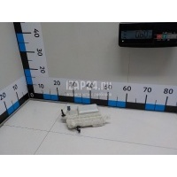 Блок предохранителей Toyota Hilux (2005 - 2015) 827440K010