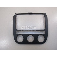 Рамка магнитолы VAG Jetta (2006 - 2011) 1K0858069J1QB