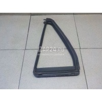 Уплотнитель стекла двери Suzuki SX4 2013 8467561M00