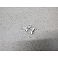 Кронштейн форсунки VAG Octavia (1997 - 2000) 077906037A