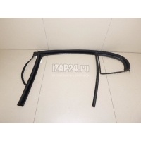 Уплотнитель стекла двери Renault Fluence (2010 - 2017) 823310030R
