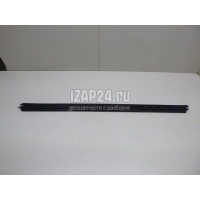 Накладка стекла переднего левого Land Rover Range Rover III (LM) (2002 - 2012) CGE000250