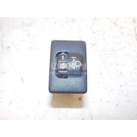 Кнопка корректора фар Toyota Corolla E18 2013 8415202080
