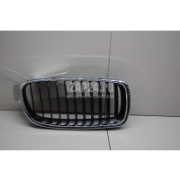 Решетка радиатора правая BMW 3-serie F30/F31/F80 (2011 - 2020) 51137255412