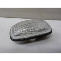 Повторитель на крыло белый Nissan Almera Classic (B10) (2006 - 2013) 2616095F0A