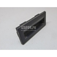 Кнопка открывания багажника VAG Octavia (A7) (2013 - ) 5E5827566B