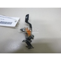 Ручка открывания лючка бензобака Toyota Avensis Verso (M20) (2001 - 2009) 7730613020
