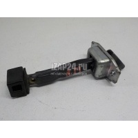 Ограничитель двери Mitsubishi Outlander XL (CW) (2006 - 2012) 5702A040