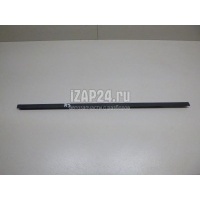 Накладка стекла заднего правого Land Rover Freelander 2 (2007 - 2014) LR001737
