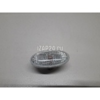 Повторитель на крыло белый Mazda Mazda 2 (DE) (2007 - 2014) GJ6A51120E