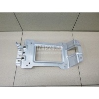 Кронштейн (сопут. товар) Land Rover Discovery Sport (2014 - ) LR084543