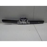Накладка крышки багажника Toyota Camry V40 (2006 - 2011) 7681133170B1