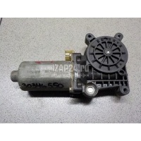 Моторчик стеклоподъемника BOSCH W210 E-Klasse (1995 - 2000) 0130821672