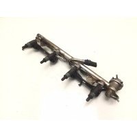 Топливная рампа Audi A4 B6 2001 058133681