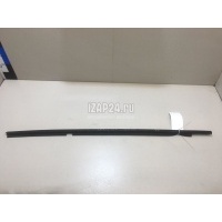 Накладка стекла заднего левого Toyota Yaris (2005 - 2011) 682300D050