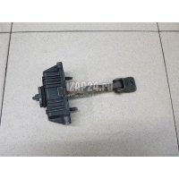 Ограничитель двери Toyota Avensis II (2003 - 2008) 6861005040