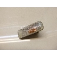 Повторитель на крыло белый Mercedes Benz W163 M-Klasse (ML) (1998 - 2004) 1638200121